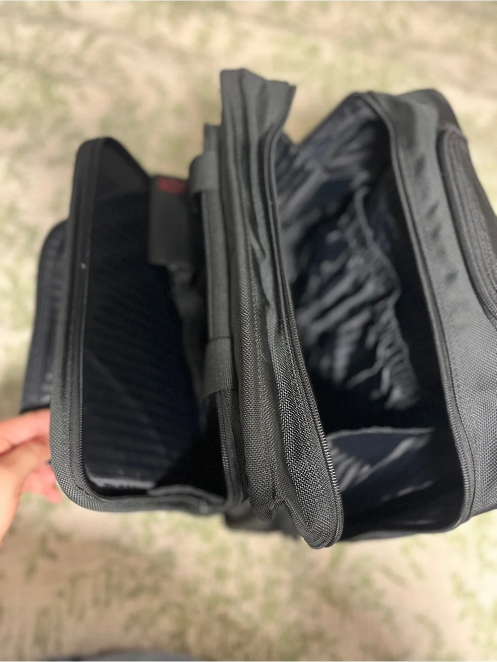 TUMI Black Nylon 2 Wheel Alpha Expandable Compact Carry On Luggage